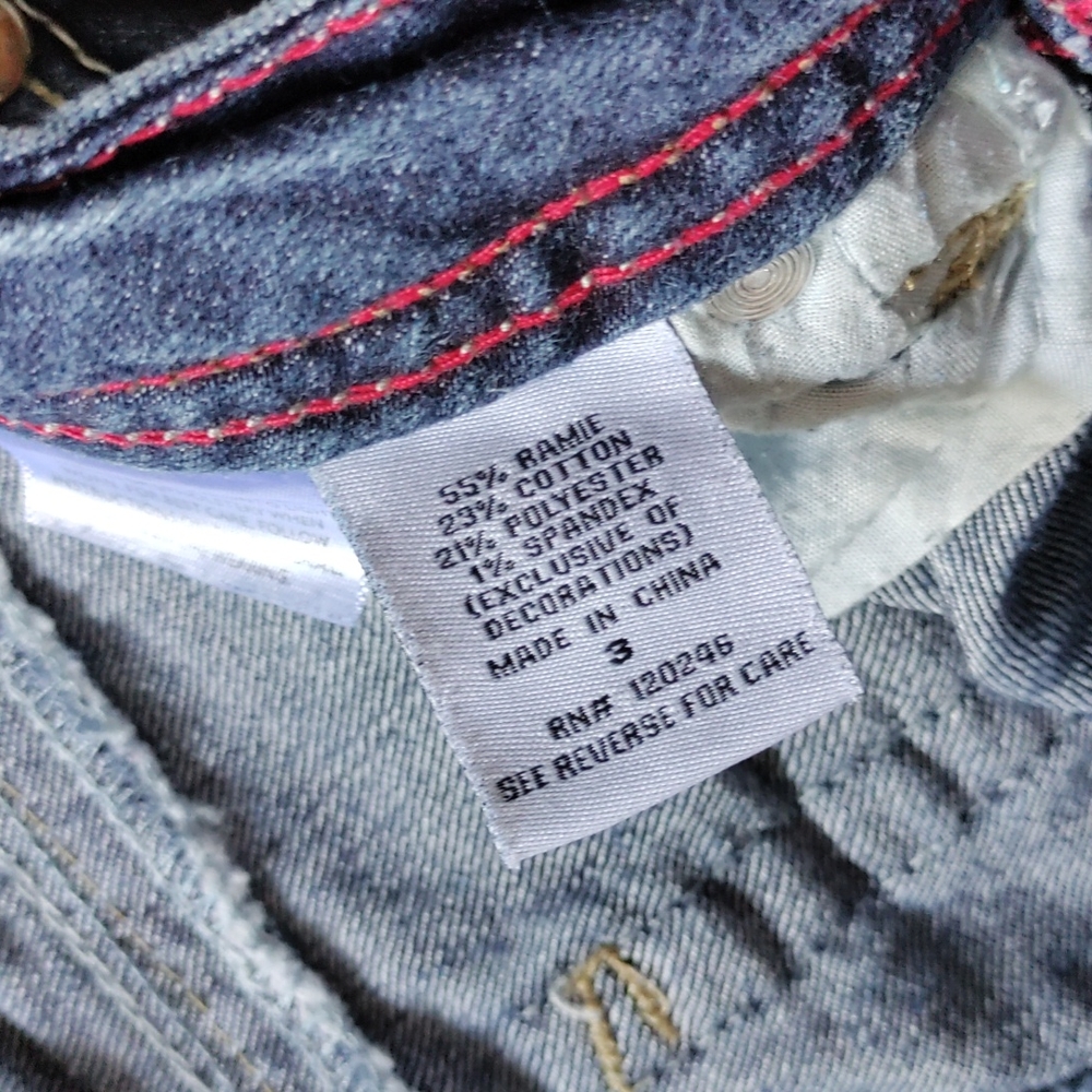 Denim shorts - Picture 3 of 4